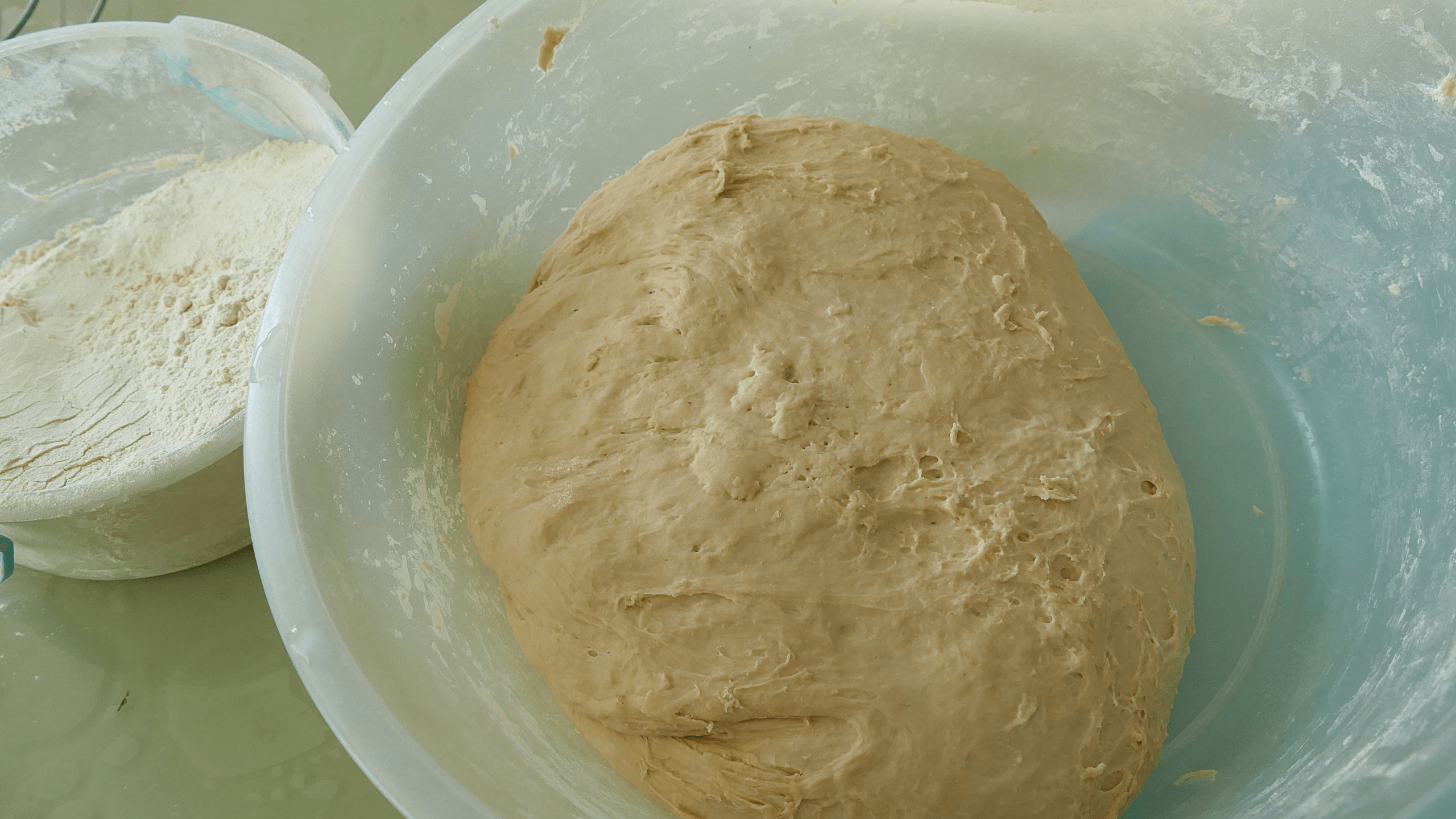 como fazer o pão crescer em dias frios